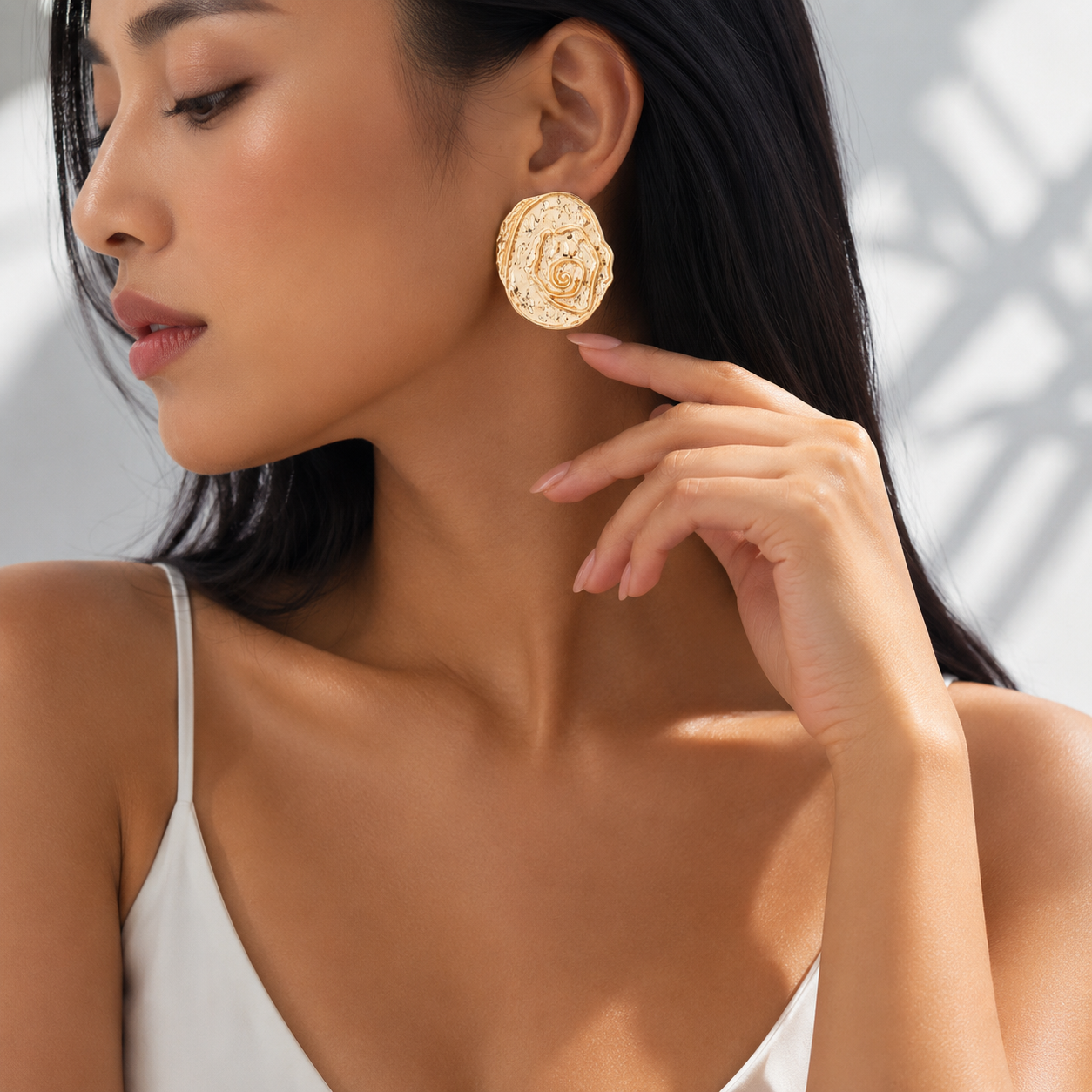 Trendy Geometric Disc Rose Motif Ear Studs – Niche Design Statement Earrings for Women